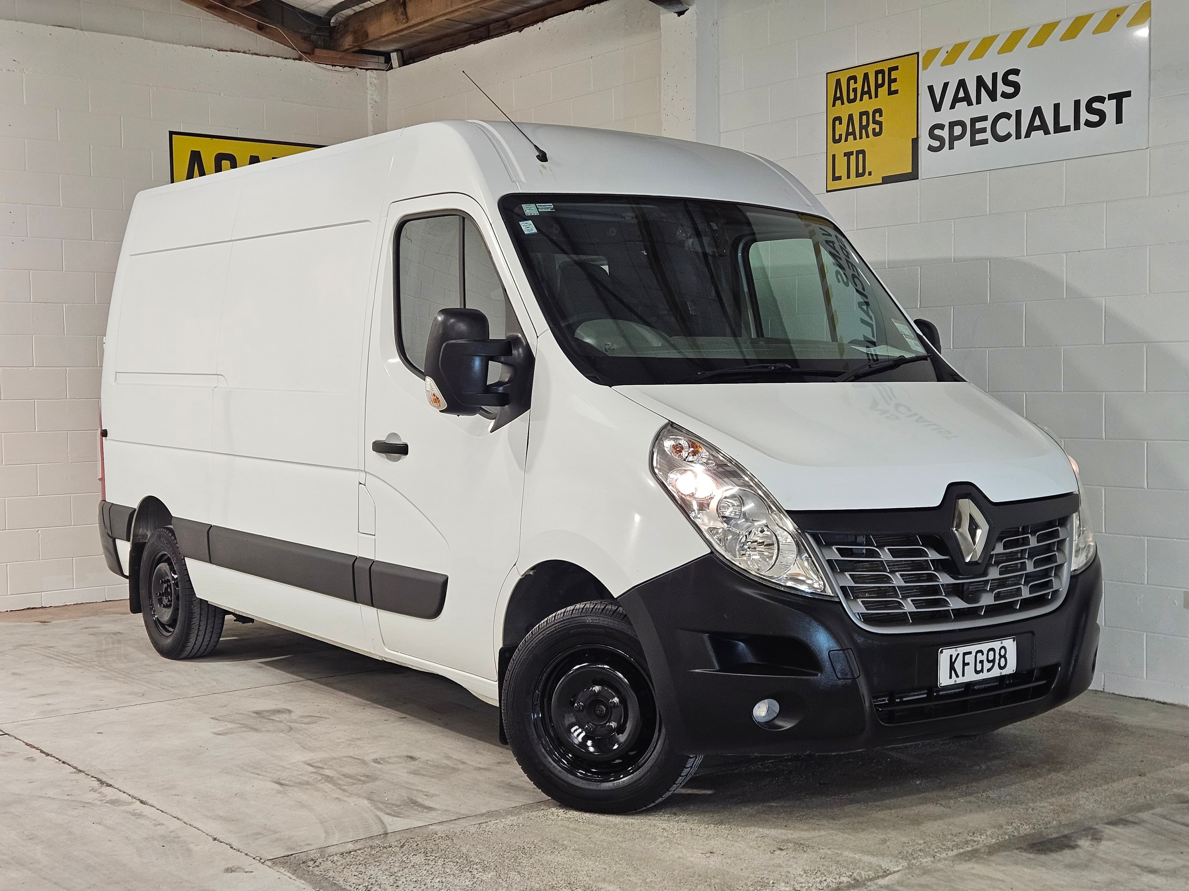 2016 Renault Master